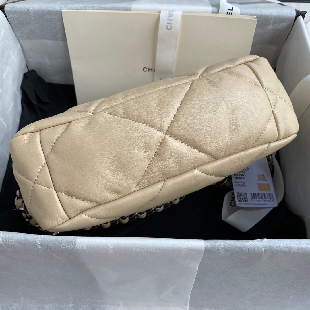 CHANEL MEDIUM 26 FLAP BAG IN BEIGE CREAM LAMBSKIN