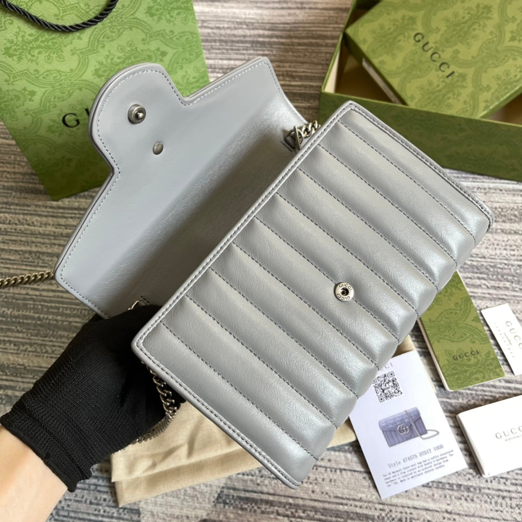GUCCI MARMONT MINI 20 SHOULDER BAG IN GREY CALFSKIN