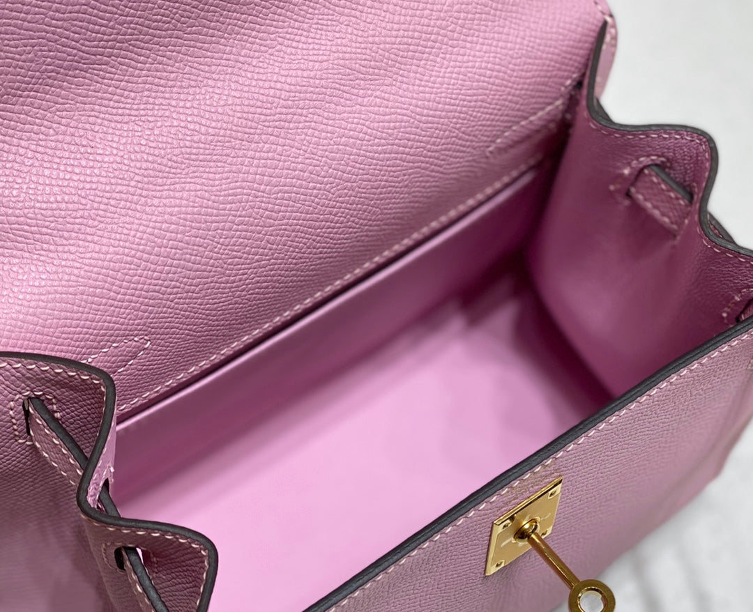 HERMES KELLY MINI 20 BAG IN BABY PINK CALFSKIN WITH GOLD HARDWARE