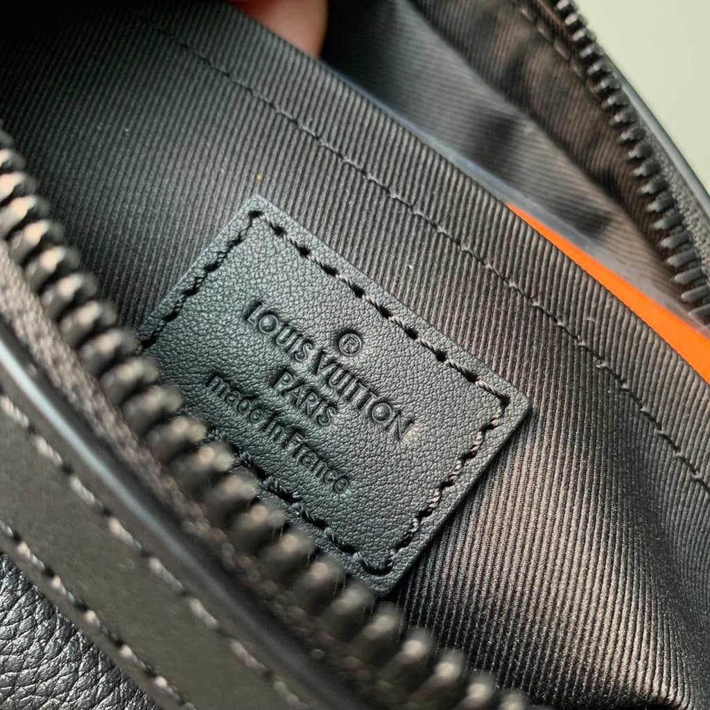 LOUIS VUITTON FASTLINE MESSENGER 23.5 IN DARK BROWN PATENT CALFSKIN