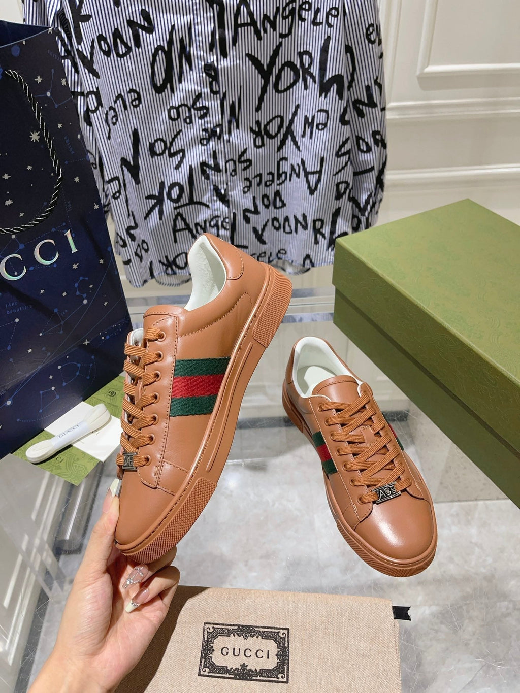 GUCCI ACE  SUPREME TRAINER TAWNY CALFSKIN