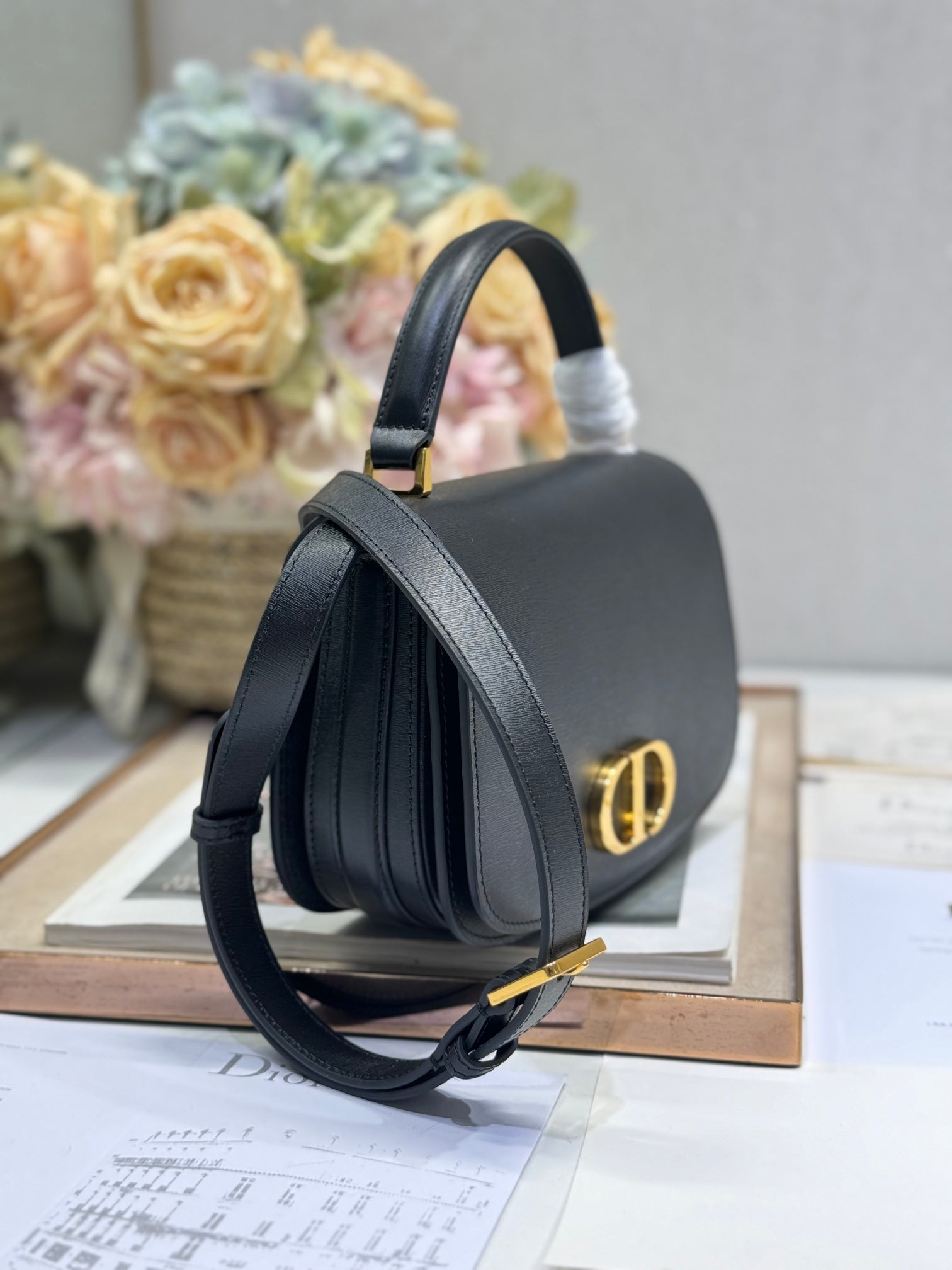 DIOR SMALL 19 MONTAIGNE AVENUE TOP HANDLE BAG BLACK SMOOTH CALFSKIN