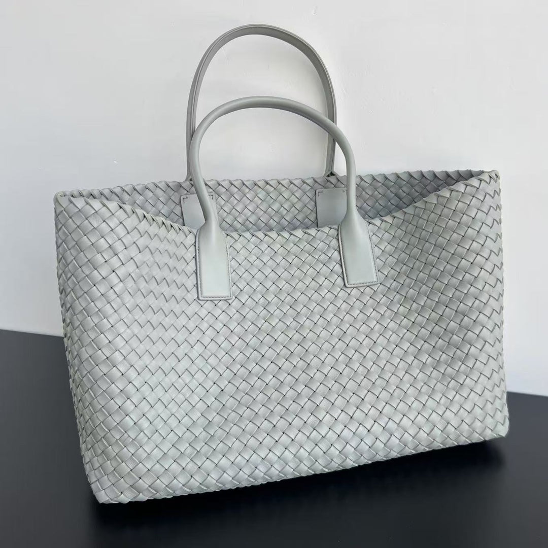 BOTTEGA VENETA LARGE CABAT 51 IN RHINO GRAY LAMBSKIN