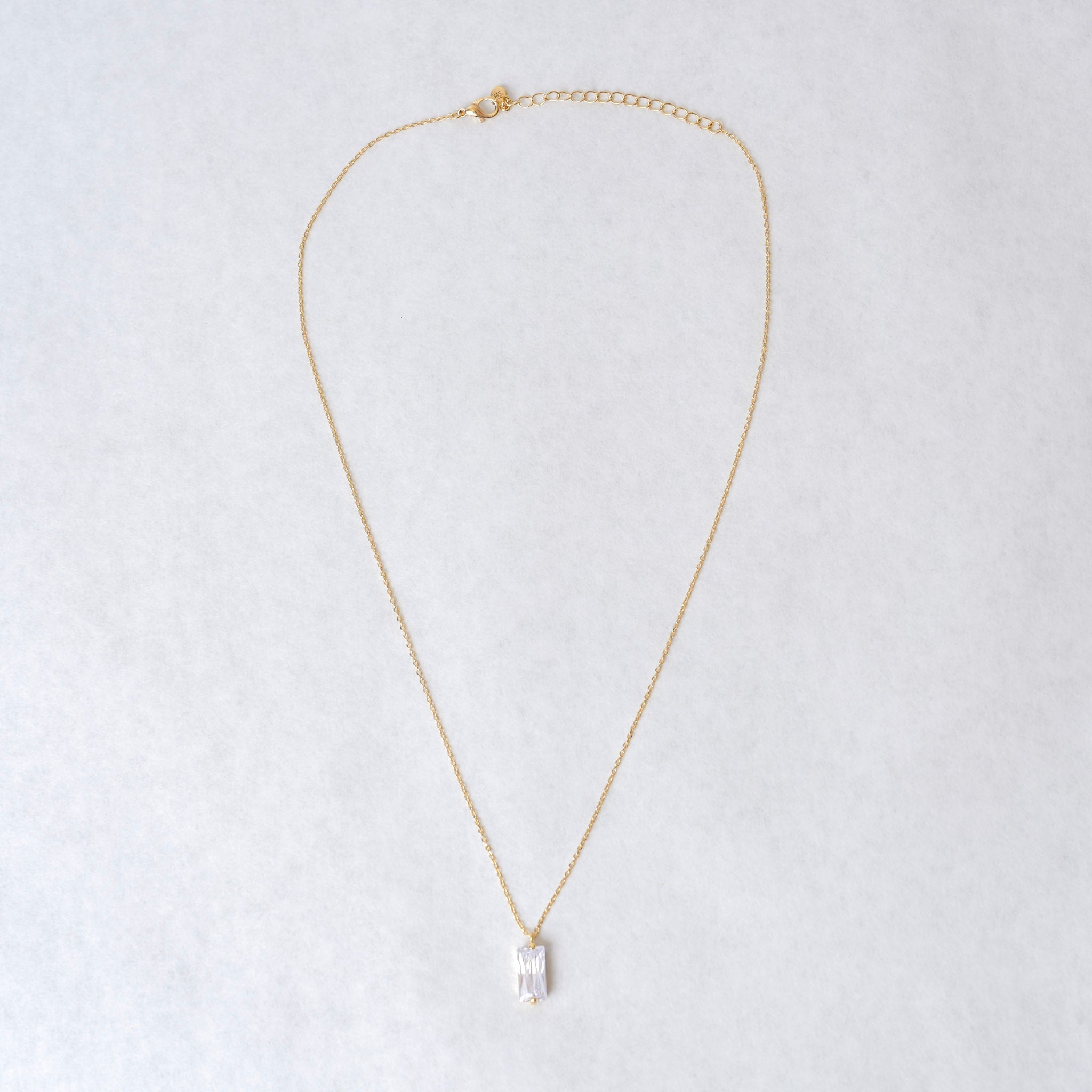 Versali Pendant Necklace