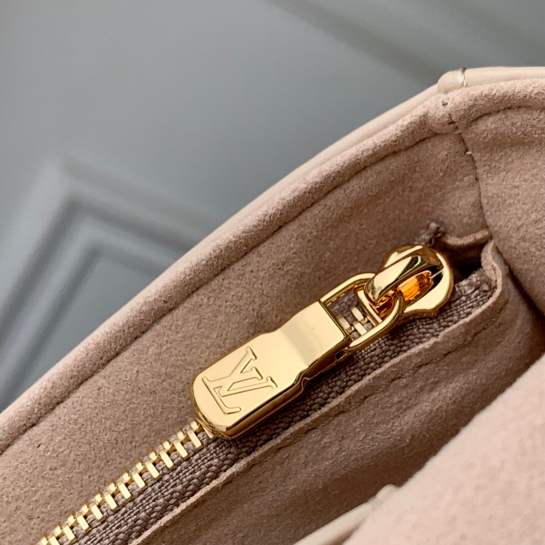 LOUIS VUITTON WALLET ON CHAIN IVY 23 IN BEIGE MONOGRAM REVERSE CANVAS EMBOSSED LOGO