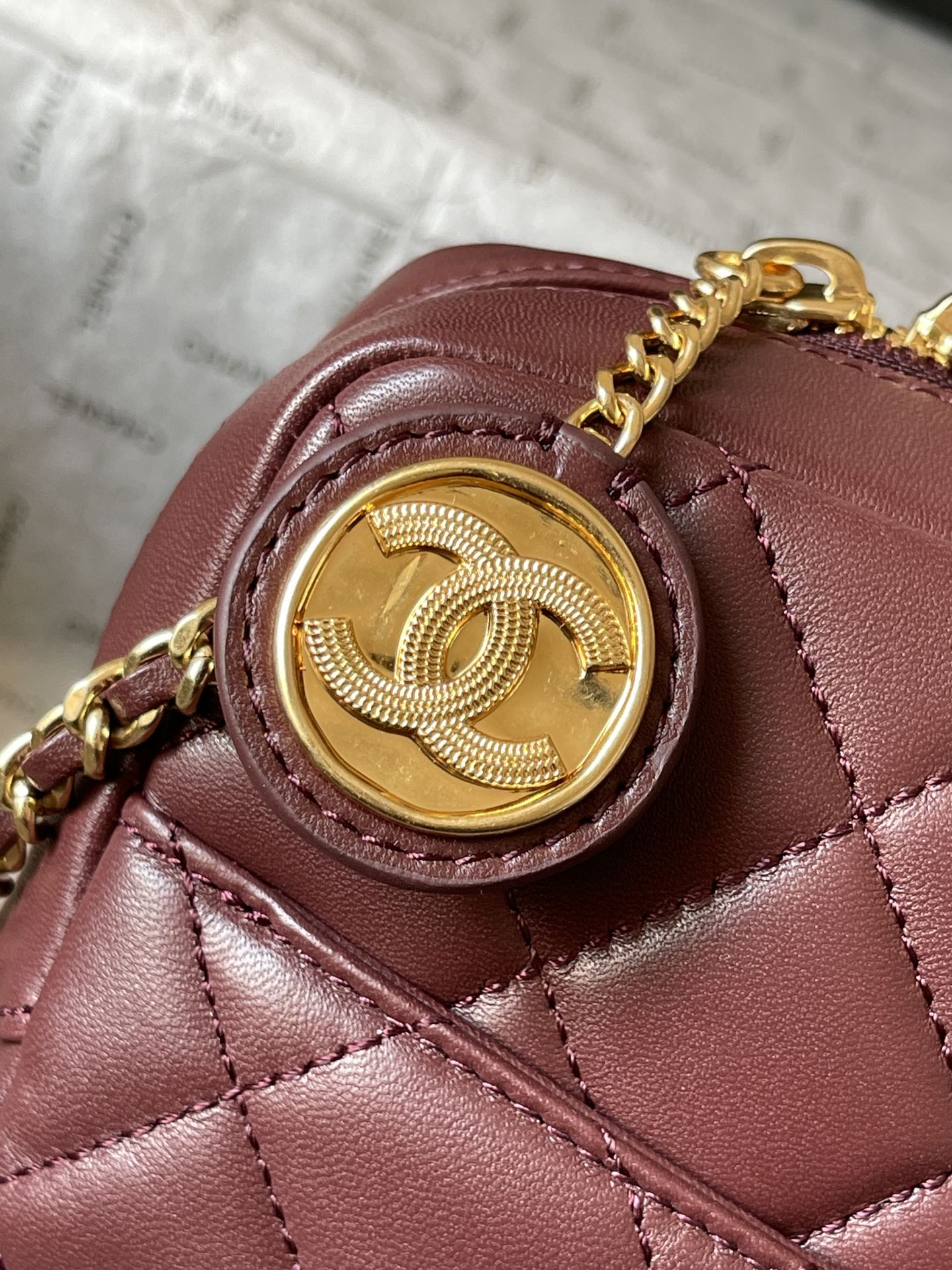 CHANEL CAMERA BAG 24 IN BUANEER RED QUILTED LAMBSKIN DOUBLE C GOLD COIN