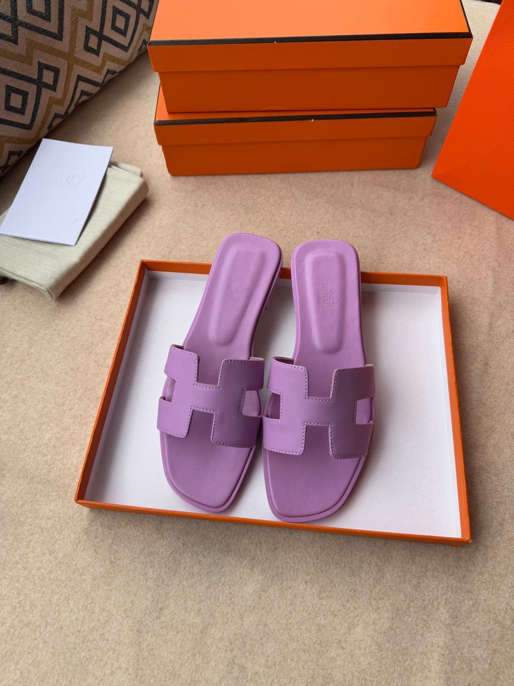HERMES 0RAN SANDALS IN LILAC PURPLE CALFSKIN