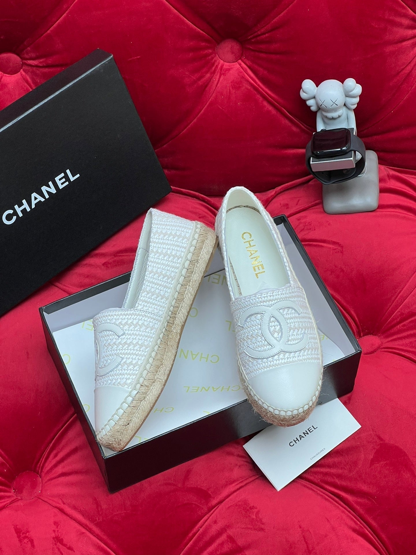 CHANEL WOVEN LOAFERS IN WHITE FABRIC