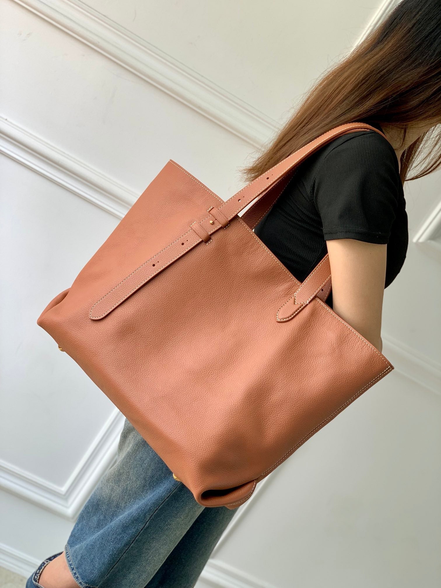 LOUIS VUITTON LOW KEY CABAS MM BAG 47 IN TAWNY BROWN GRAINED CALFSKIN