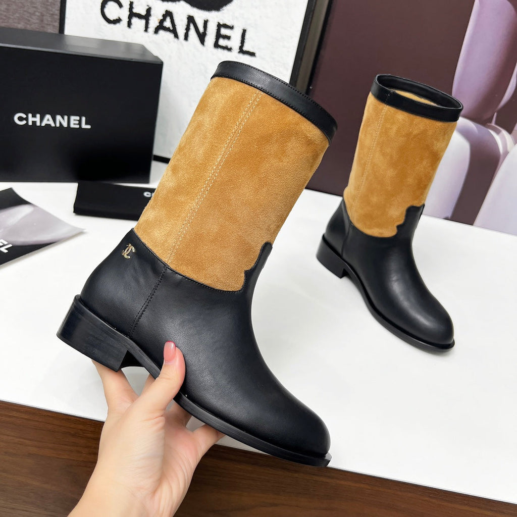 CHANEL 25S MID-CALF BOOTS 35MM IN BLACK CALFSKIN AND CARAMEL SUEDE GOLD HARDWARE