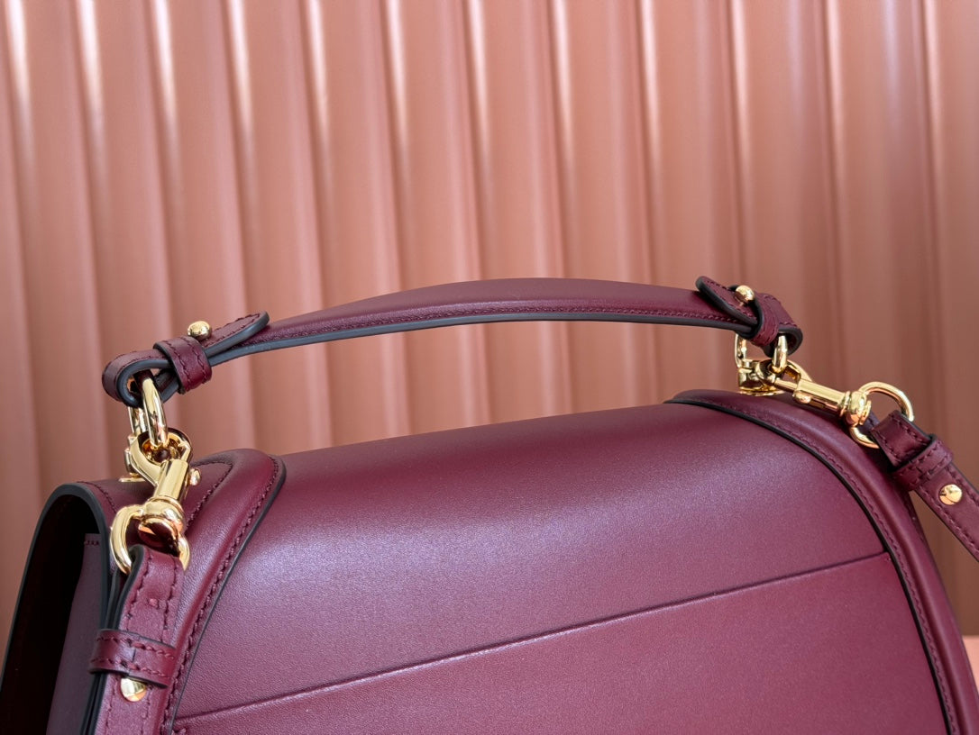 GUCCI 26S BLONDIE BAG 32 IN DARK RED CALFSKIN