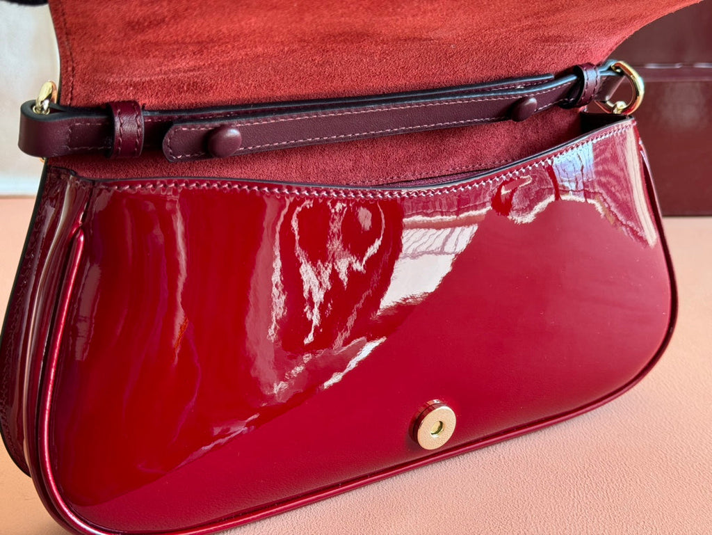 GUCCI MEDIUM BLONDIE SHOULDER BAG 26.5 IN RED PATENT CALFSKIN