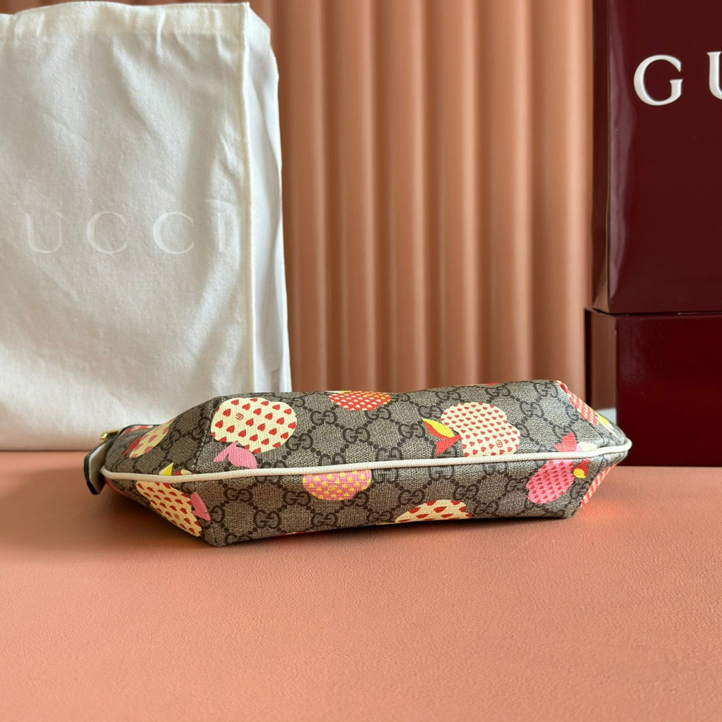 GUCCI 25S EPILOGUE BAG 30 IN COLORFUL CALFSKIN