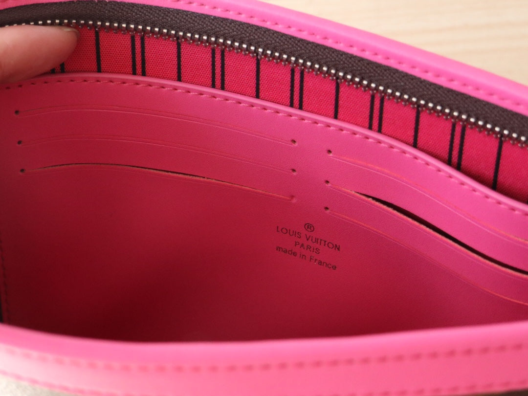 LOUIS VUITTON LV 25S POCHETTE VOYAGE 26 IN PONDICHERY PINK MONOGRAM MACASSAR COATED CANVAS